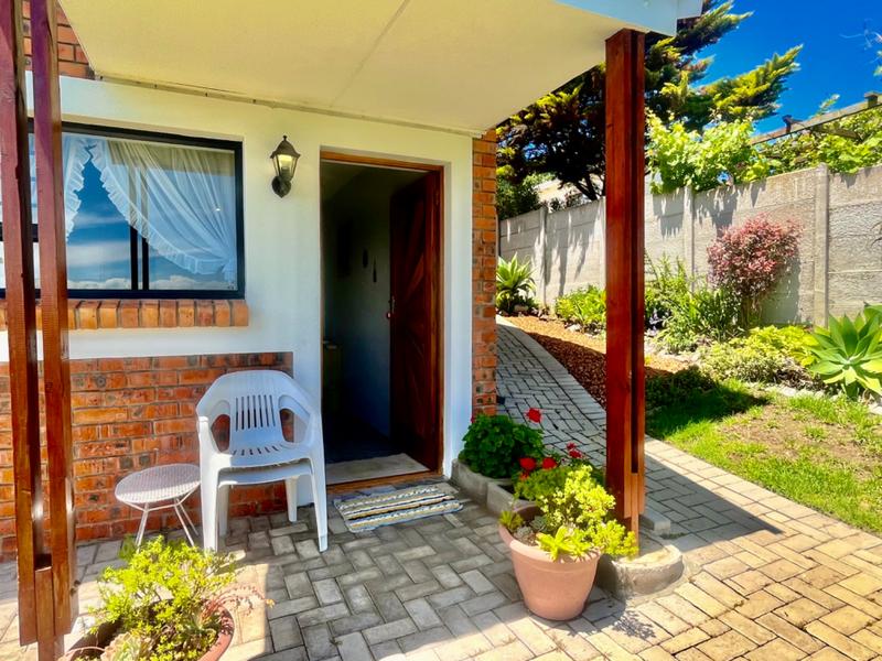 3 Bedroom Property for Sale in Fraaiuitsig Western Cape